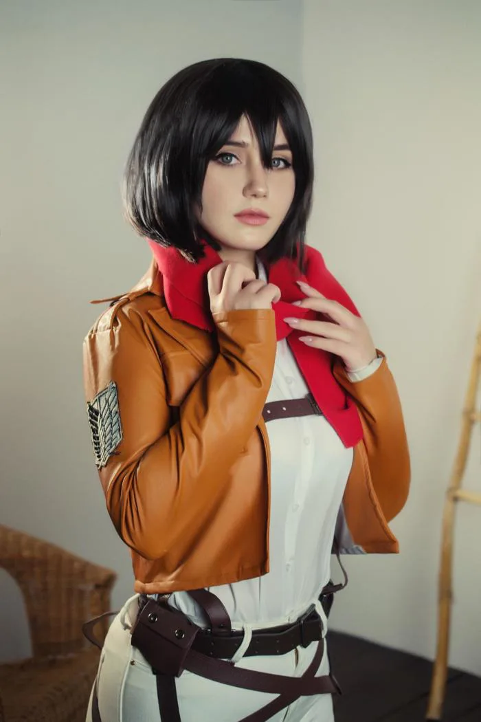 Cosplay Mikasa do chính mình! : r/ShingekiNoKyojin