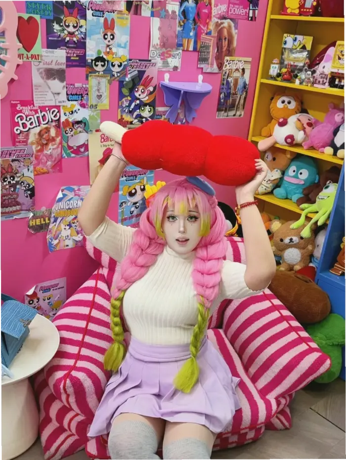 Bộ sưu tập ảnh Kanroji Mitsuri cosplay đẹp hút hồn