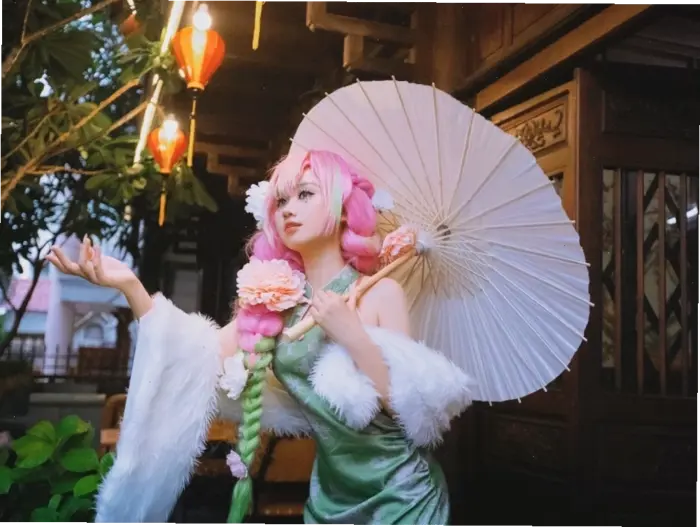 Bộ sưu tập ảnh Kanroji Mitsuri cosplay đẹp hút hồn