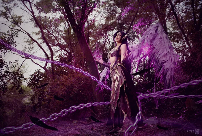 LMHT: 'Xịt máu' với cosplay Morgana của hotgirl Đài Loan