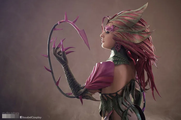 Tuyển tập series ảnh cosplay Liên Minh Huyền Thoại u ám và ma quái