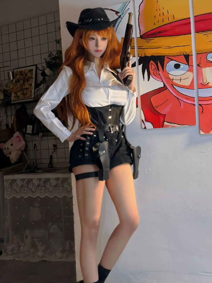 Mê mẩn loạt ảnh cosplay Nami: Khi 