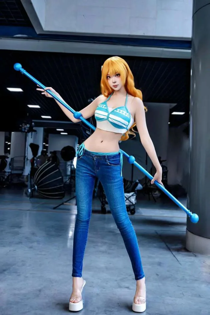 299+ ảnh Nami cosplay nóng bỏng và cuốn hút nhất tại One Piece