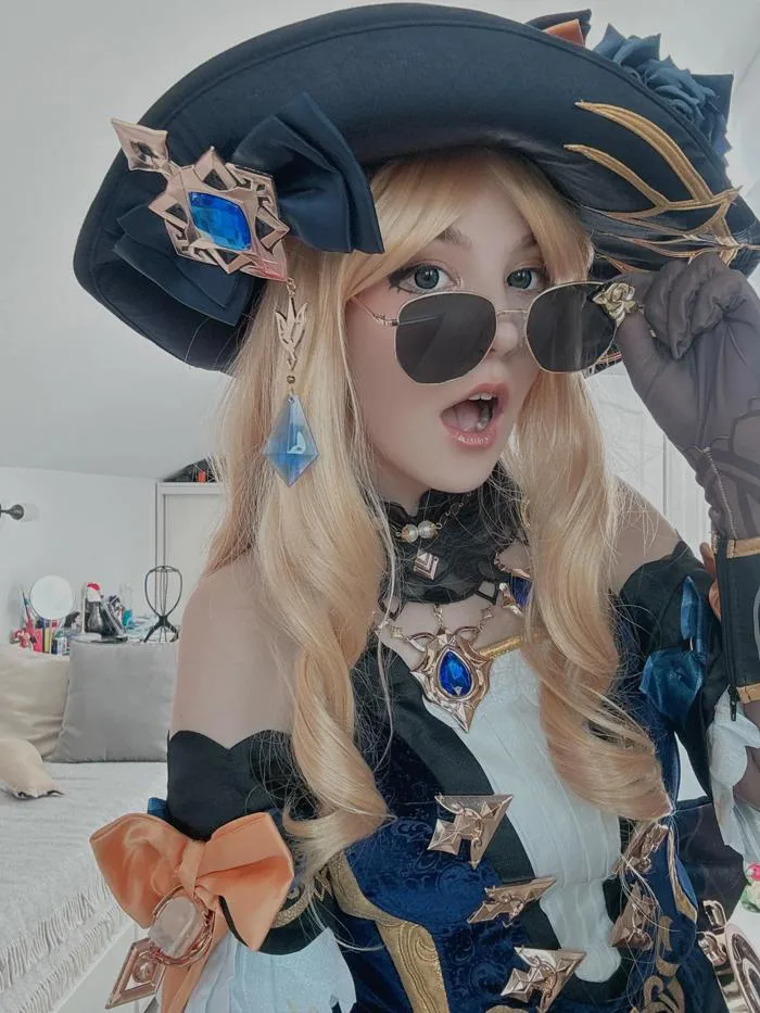 Bộ Cosplay Navia của tui : r/Genshin_Impact