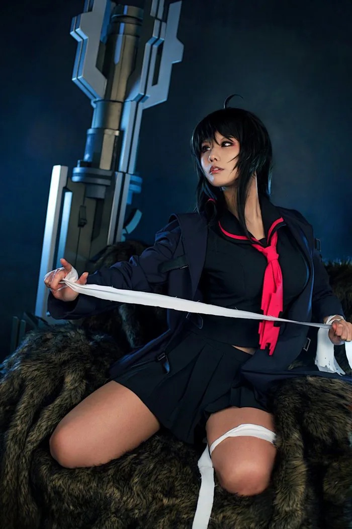 Dzogame - Ngất ngây với bộ ảnh cosplay Iris Yuma cực ngầu