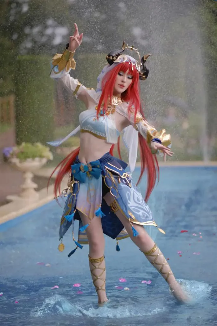 Nilou Cosplay 🌊 Genshin Impact | HoYoLAB
