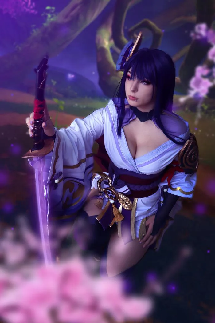 Trang phục cosplay Raiden Shogun do tôi tự làm, hy vọng bạn thích nó! : r/Genshin_Impact