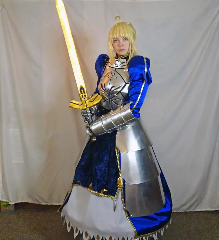 anh-cosplay-saber-1