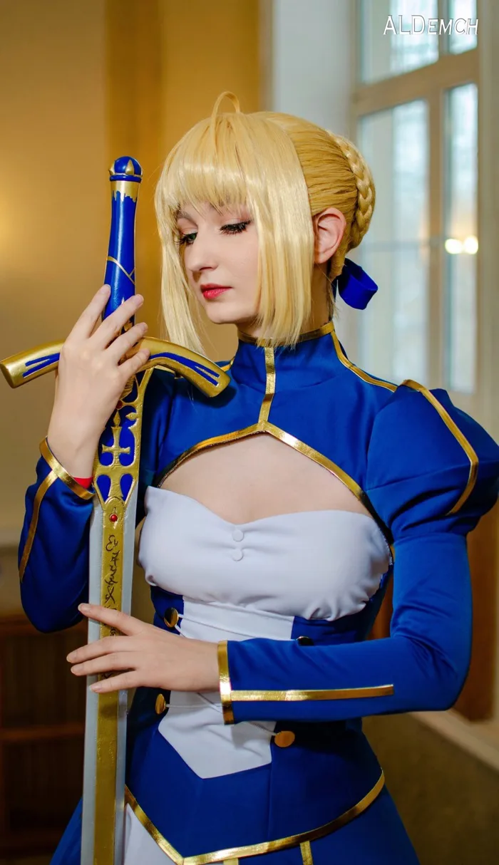 Cosplay Saber : r/grandorder