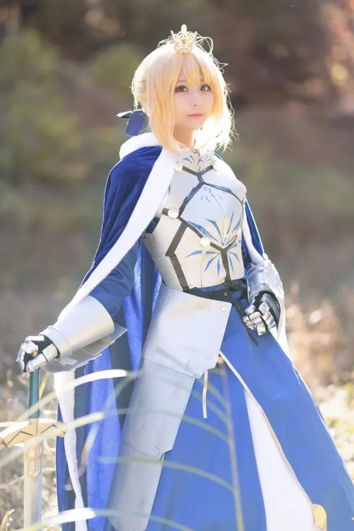 Cosplay Saber là của @koharuuuuuuuu : r/grandorder