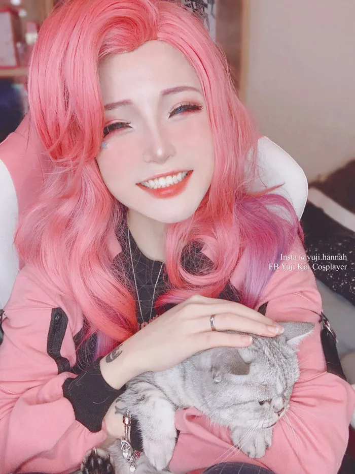 Cosplay Seraphine, cô nàng Streamer Việt Nam nhận được hàng tỷ lời khen của  cộng đồng mạng thế giới | Mạng xã hội Esports dành cho cộng đồng game thủ  Việt Nam