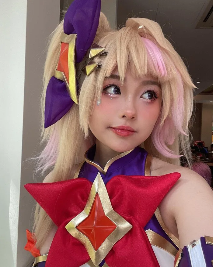 Cosplay nữ tướng Seraphine, nữ MC LMHT Tốc Chiến được khen ngợi hết lời