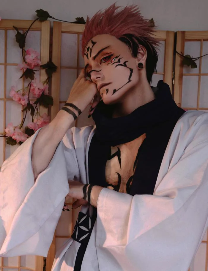 Sukuna. Cuối cùng cũng hoàn thành cosplay đầu tiên của mình! :  r/JuJutsuKaisen