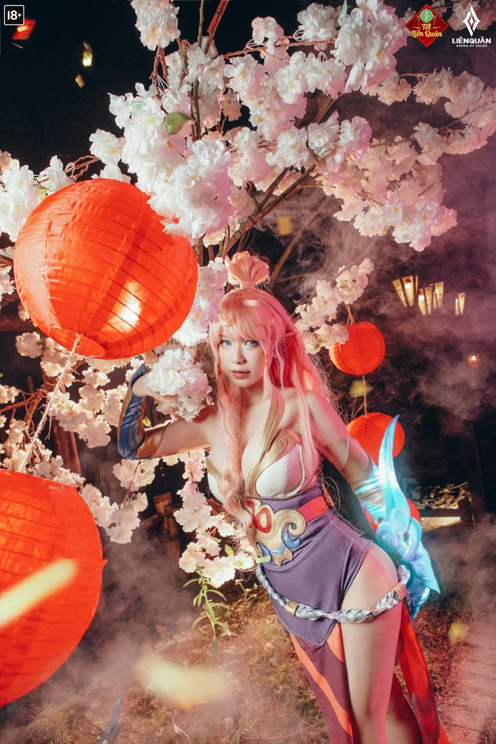 Liên Quân Mobile: Bỏng mắt trước màn cosplay Tel'Annas Tân Niên Vệ Thần - skin xịn nhất được game thủ đón đợi dịp Tết này!