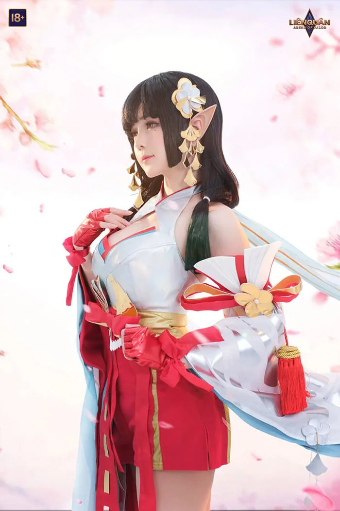 Trang Đỗ “gây thương nhớ” với cosplay Tel'Annas
