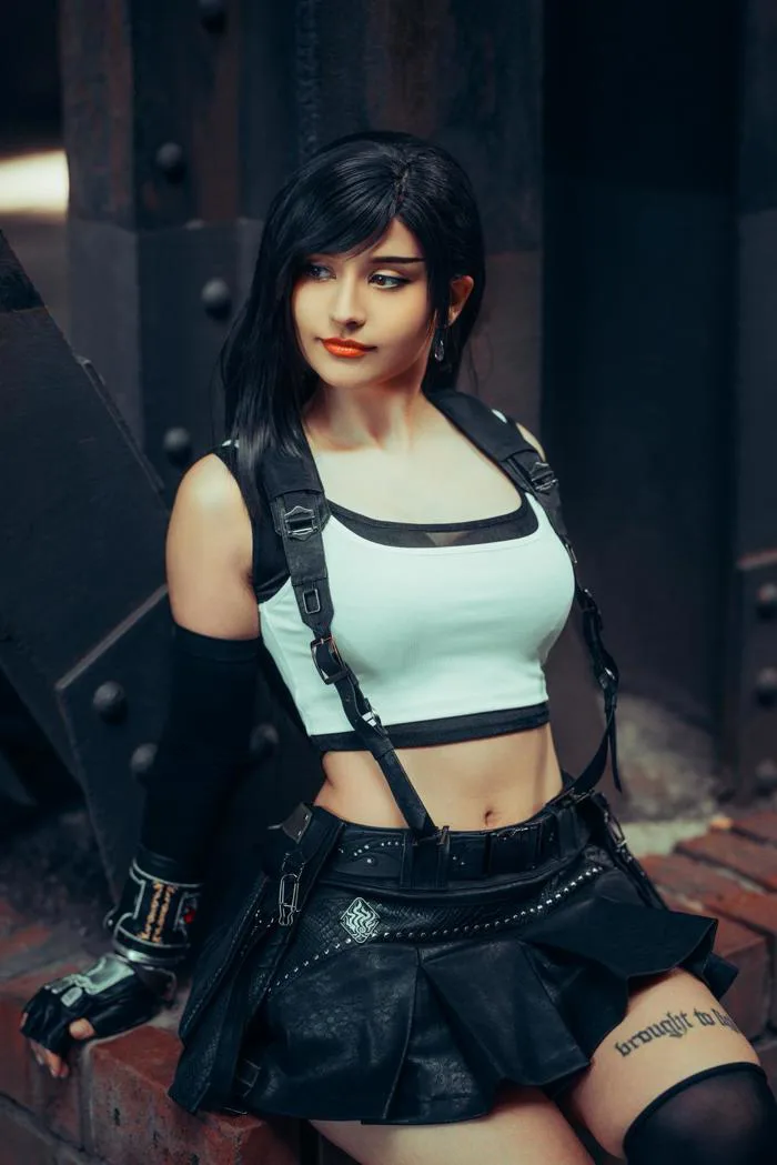 muốn khoe bộ cosplay Tifa của mình : r/FFVIIRemake