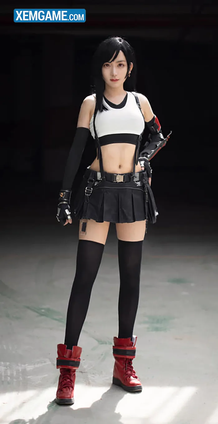 Final Fanatsy VII Remake: Sự thật sau màn cosplay Tifa gây bão