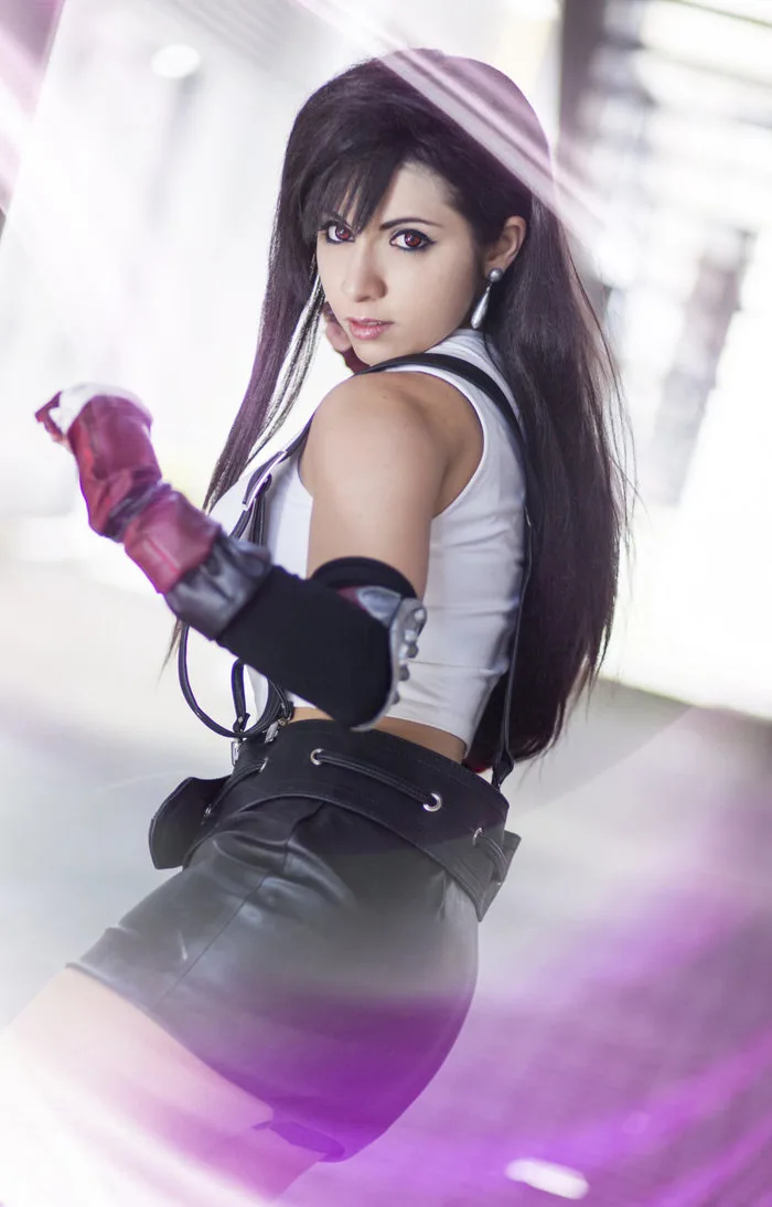 Những bộ ảnh cosplay nhân vật Tifa đầy ấn tượng