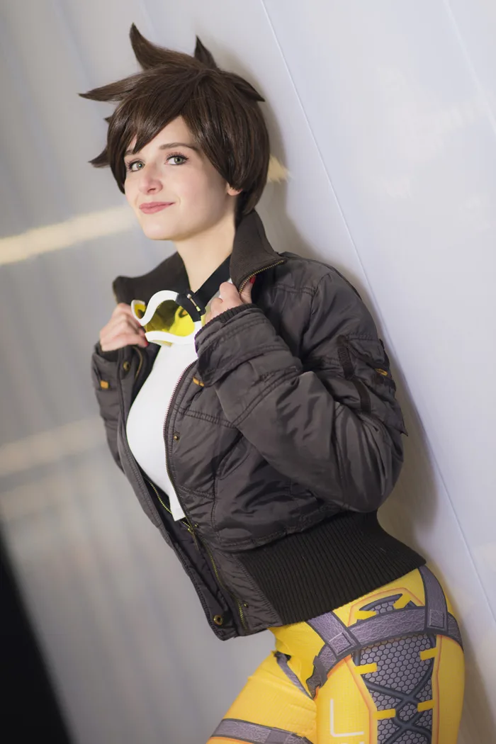 Tracer Overwatch A5 cosplay print - Sheres_Art's Ko-fi Shop