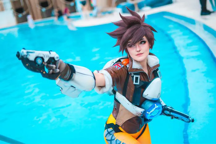 Bộ cosplay Tracer cổ điển của tôi!! : r/Overwatch