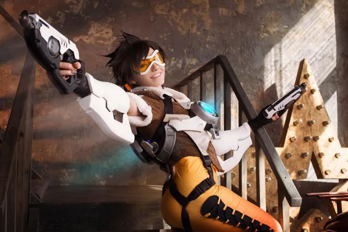 Always on the bright side! Tracer Cosplay done by me ^^ : r/Overwatch
