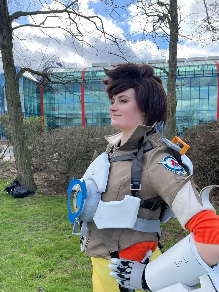 My Tracer Cosplay! : r/Overwatch