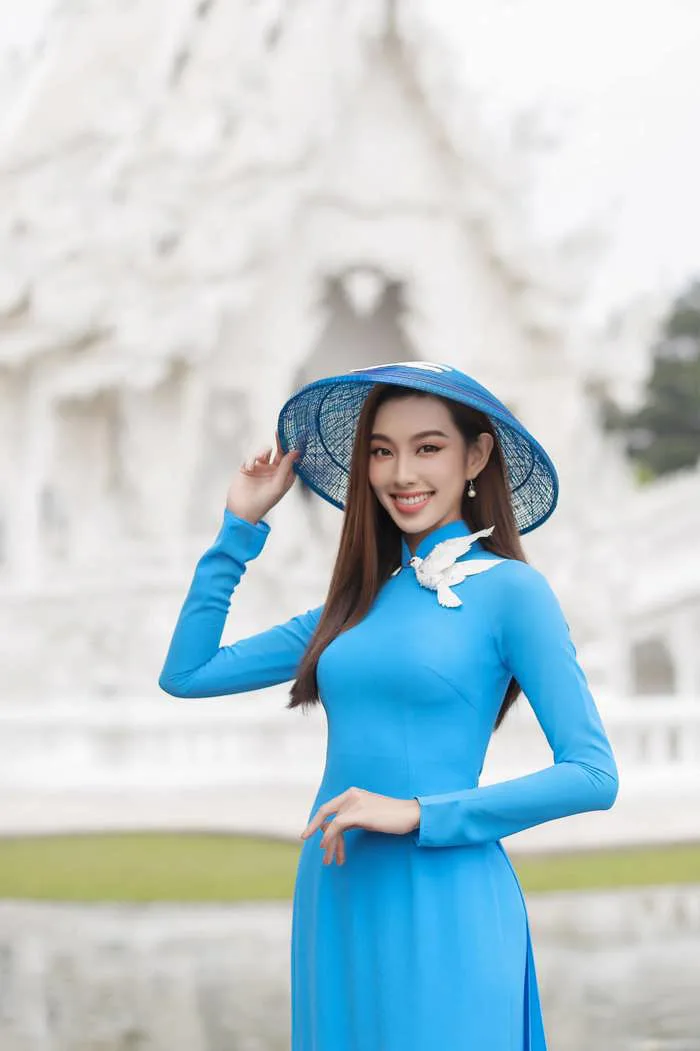Chán cosplay gái Thái, Nguyễn Thúc Thùy Tiên tự hào hình ảnh chuẩn người con gái Việt Nam tại xứ chùa Vàng