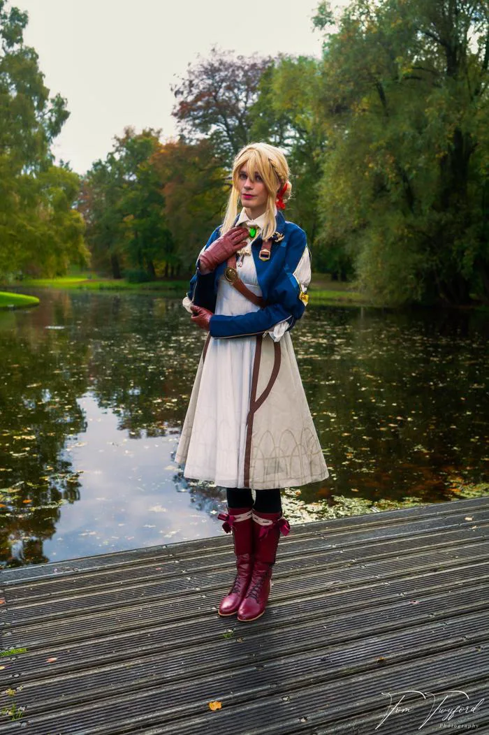 Thêm ảnh cosplay Violet Evergarden nè :) : r/VioletEvergarden