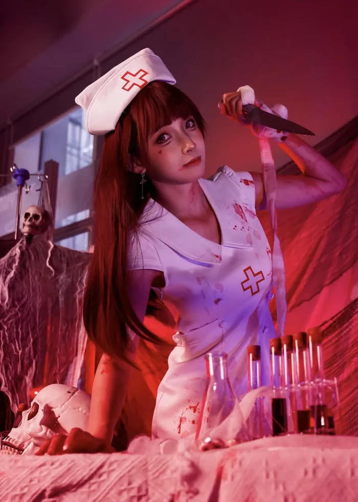 999+ Ảnh cosplay y tá khiến bạn “đứng hình” vì quá quyến rũ