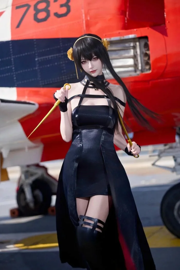 Album 117+ ảnh Yor Forger cosplay với tạo hình quyến rũ & ngầu