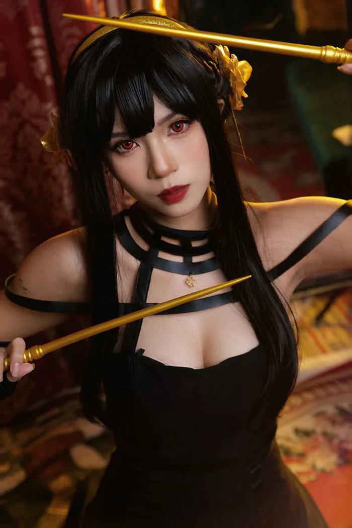 Yor Forger - Spy X Family - Cosplay