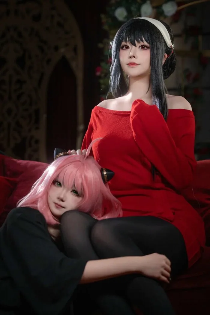 Album 117+ ảnh Yor Forger cosplay với tạo hình quyến rũ & ngầu