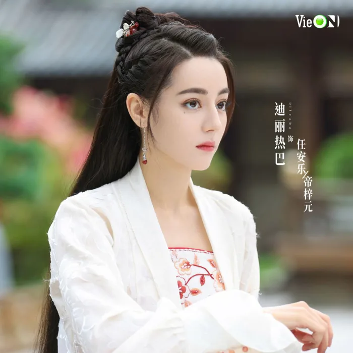 Khi Địch Lệ Nhiệt Ba và Dương Tử được netizen đưa lên bàn cân