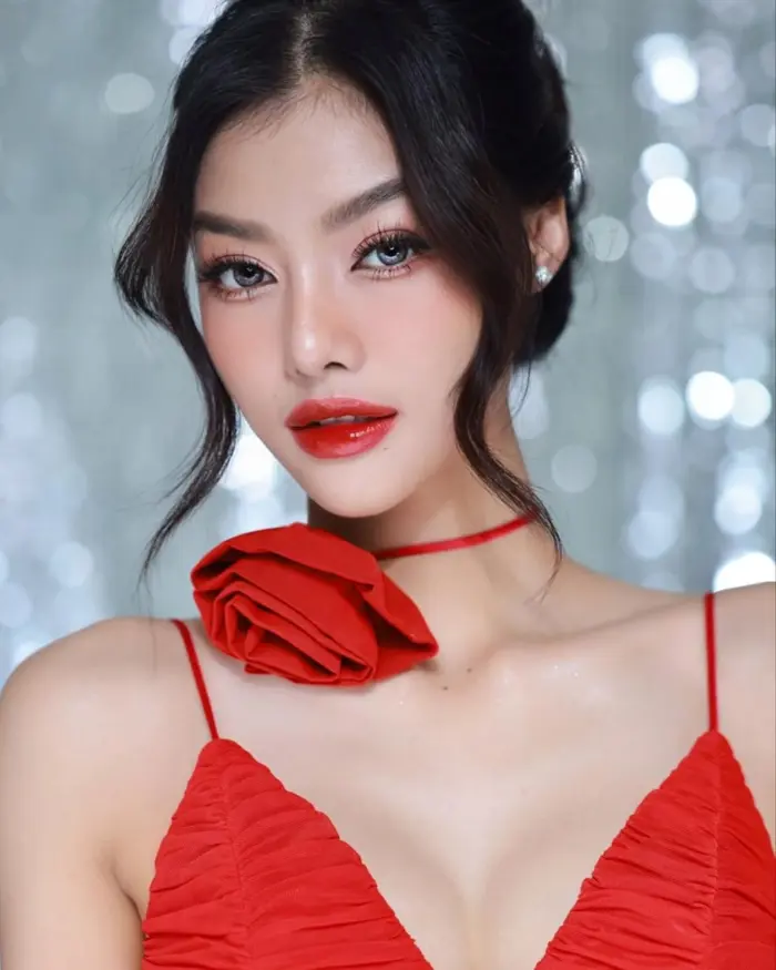 Chiêm ngưỡng ảnh gái 2k5 với thần thái tự tin và nổi bật