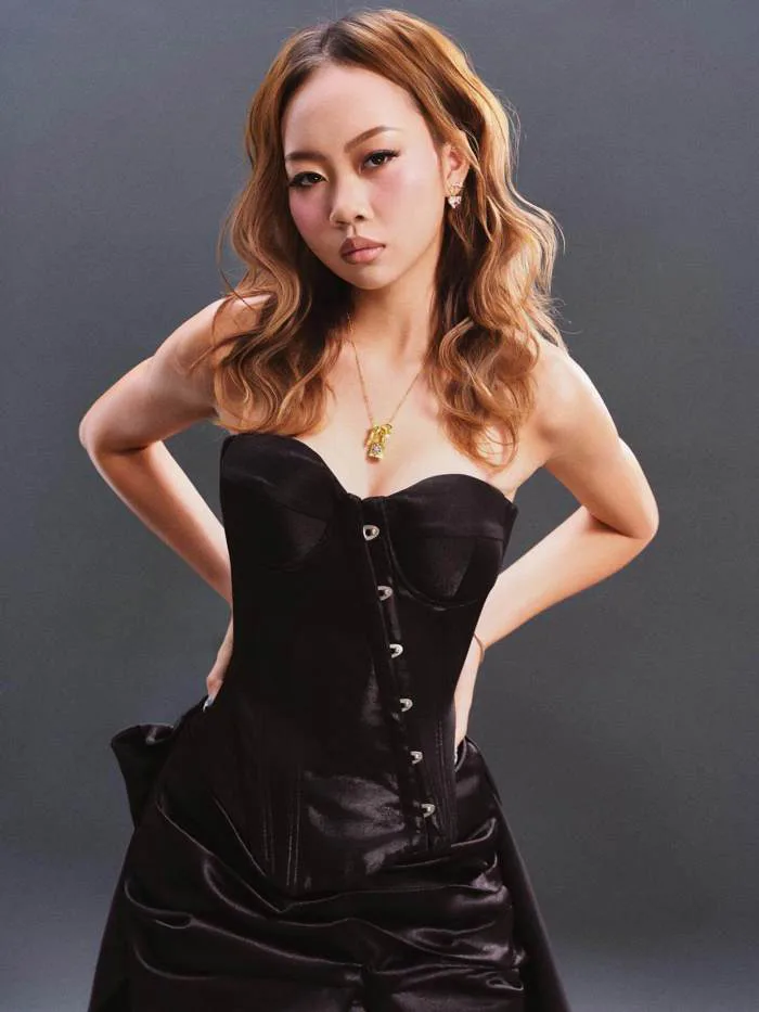 Cô gái 2K8 đang rực rỡ cõi mạng: Từng đạt danh hiệu Hoa khôi, ảnh đời thường điểm 10 tuyệt đối