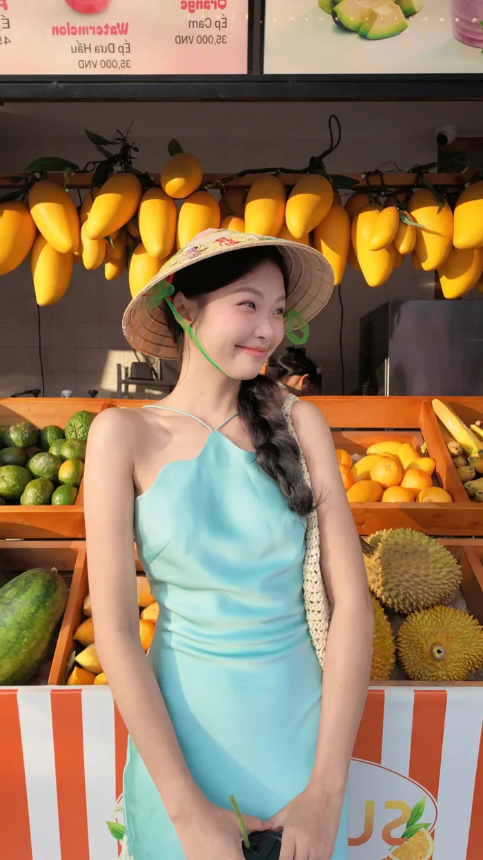 Cô gái viral với loạt ảnh “tan làm vẫn xinh”: Sắp sang tuổi 30 chỉ muốn đi  làm về sớm, nấu một bữa cơm ngon rồi ăn cùng chồng