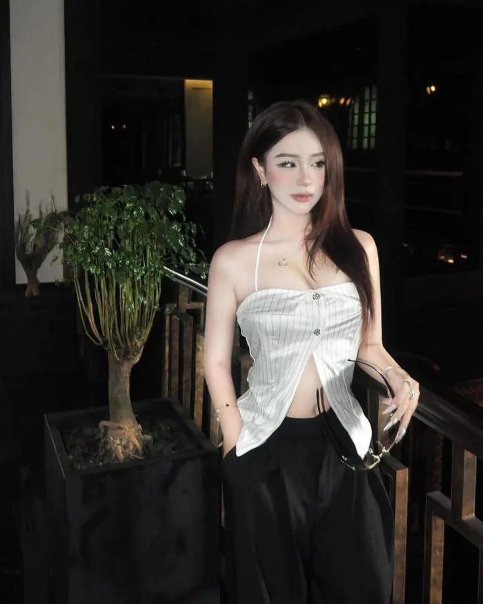 63+ Ảnh Gái Xinh Mặc Áo Croptop Đẹp Nhất 2026 | XinhVui