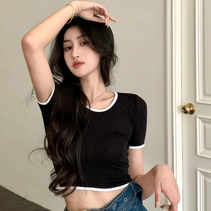 Croptop là gì? 12 kiểu áo croptop cực xinh khoe dáng cực ĐỈNH | Yody