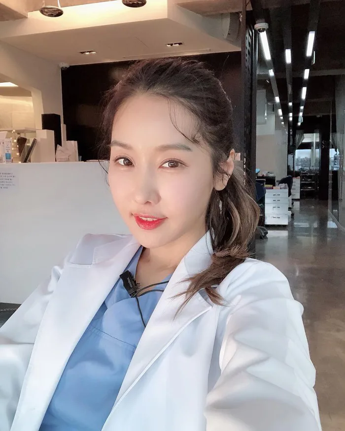 anh-gai-xinh-bac-si-1