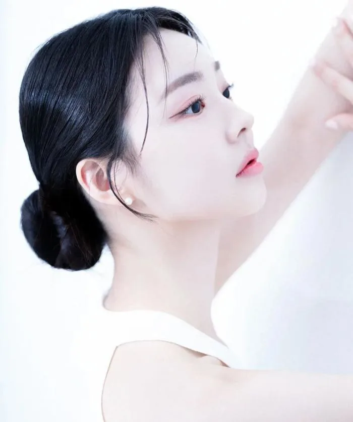 5 kiểu buộc tóc chuẩn style xứ Hàn giúp nàng đã trẻ lại còn xinh