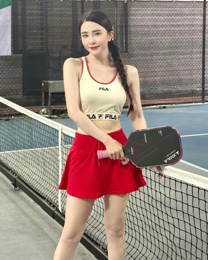 Mỹ nhân Việt khoe dáng trên sân pickleball