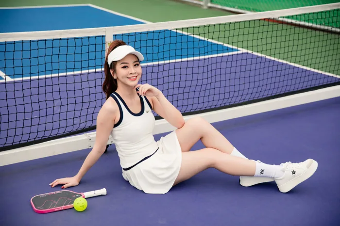 MC mặc sexy lên sân chơi Pickleball giải mã sức hút 