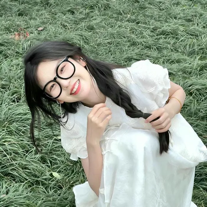 100+ hình ảnh gái xinh cute nhìn là mê - Sao Việt