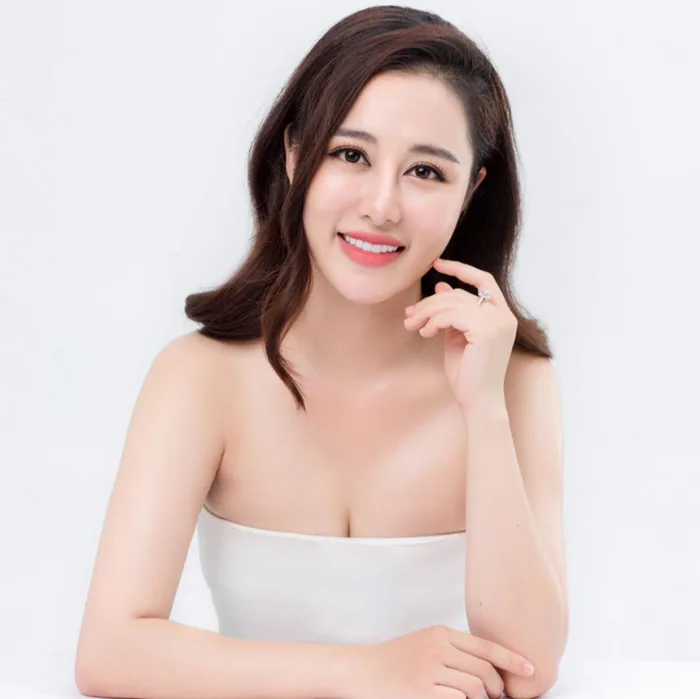 Top 9 Nàng Hot girl Đà Nẵng cuốn hút - Mytour.vn