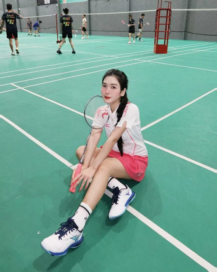 Bí quyết lựa chọn trang phục chơi cầu lông cho nữ | ACFC Blog
