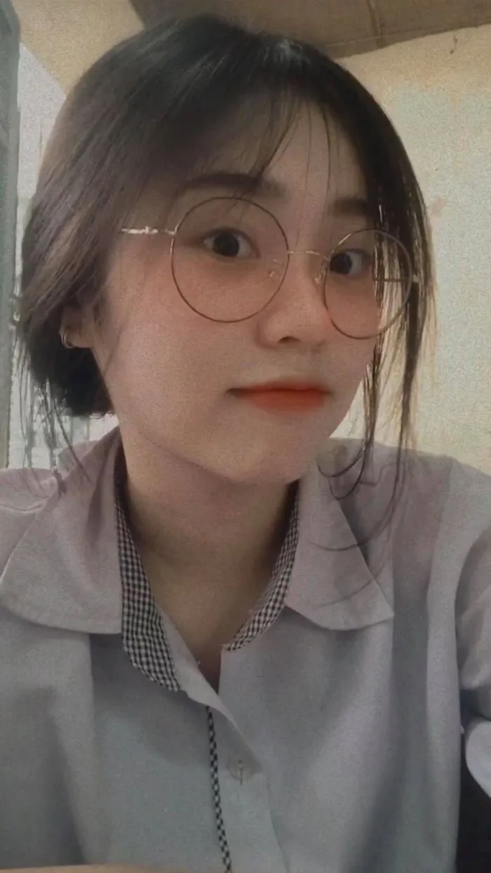 anh-gai-xinh-deo-kinh-1