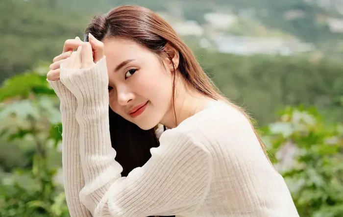 20+ STT cô gái dịu dàng đáng yêu Cap thả thính hay ý nghĩa