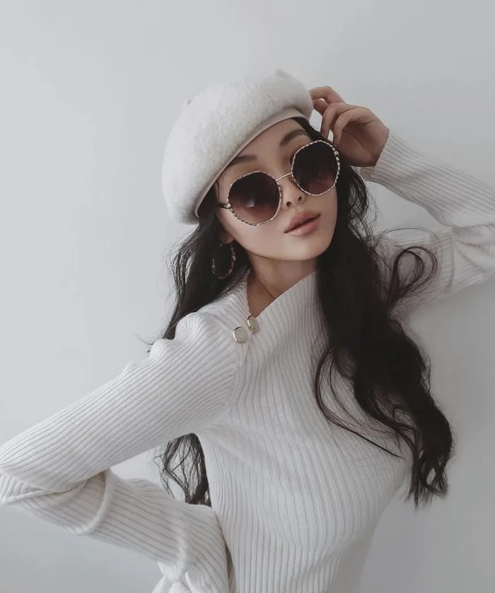 Đội mũ nồi là cách “ăn điểm” nhan sắc, giúp ngoại hình trong trẻo, ngọt  ngào hơn