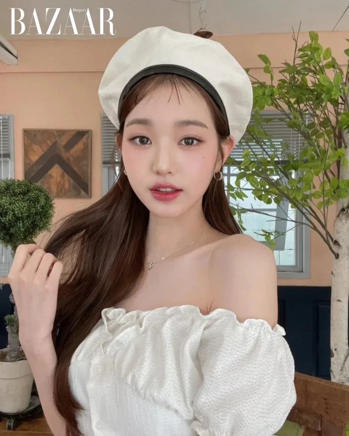 Cách đội mũ beret nữ phù hợp với khuôn mặt | Harper's Bazaar Việt Nam