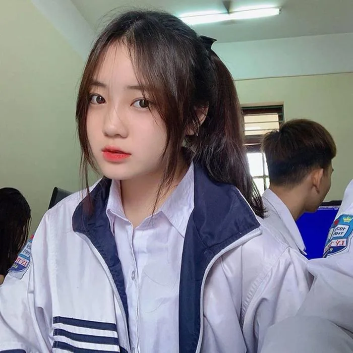 Thiên thần đồng phục” Bắc Ninh xinh đẹp như nàng thơ | Báo Dân trí